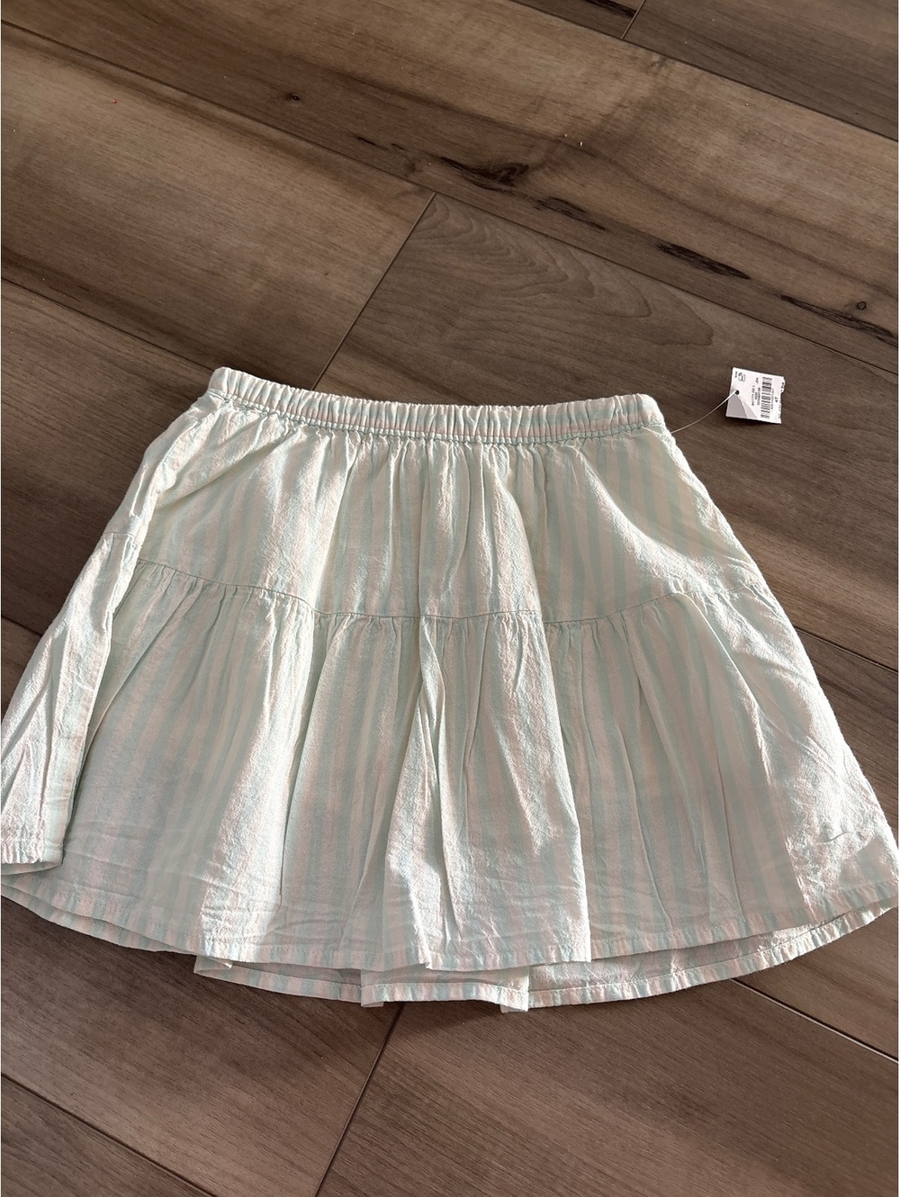Old Navy Girl’s White & Light Blue stripes Skort size 4T BNWT